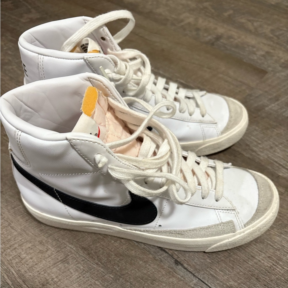 Nike Women’s Blazers High Top